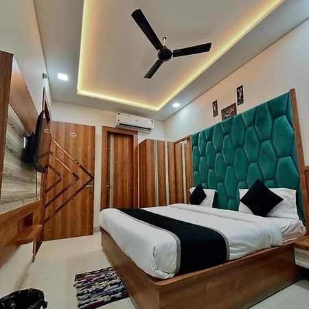 Hotel Blue Terminal Mumbai Exterior photo
