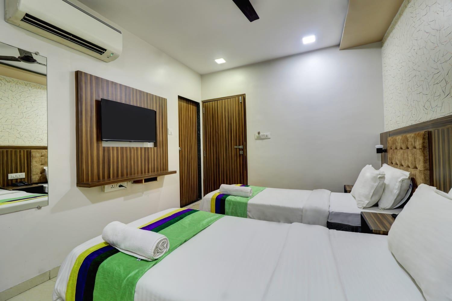 Hotel Blue Terminal Mumbai Exterior photo