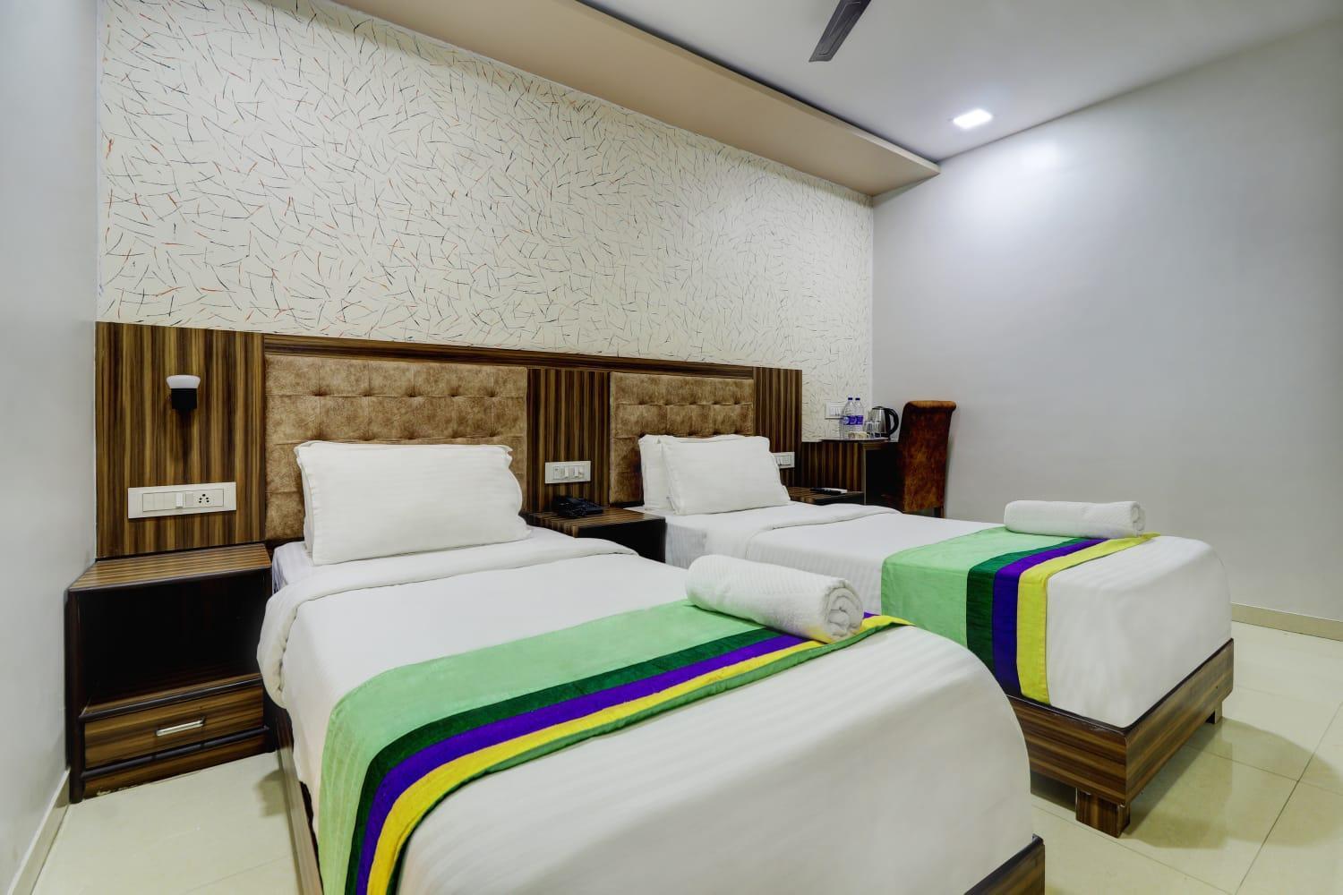Hotel Blue Terminal Mumbai Exterior photo