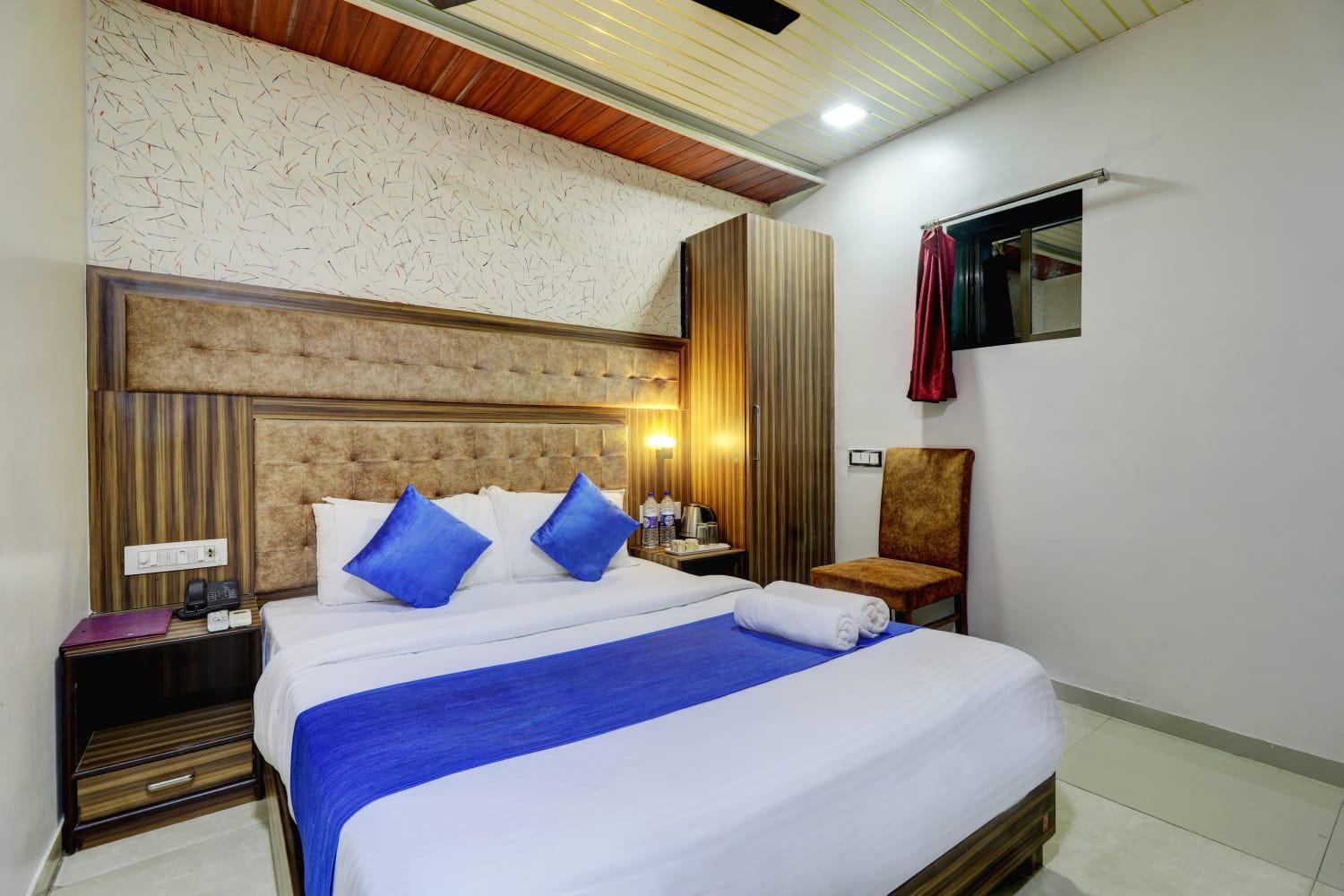 Hotel Blue Terminal Mumbai Exterior photo